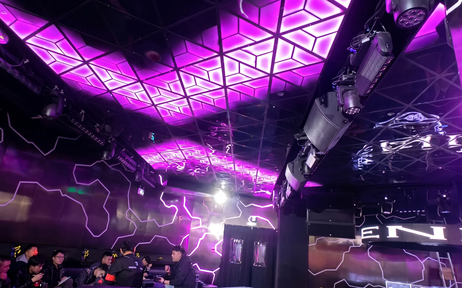 Faceted pixel ceiling in a club