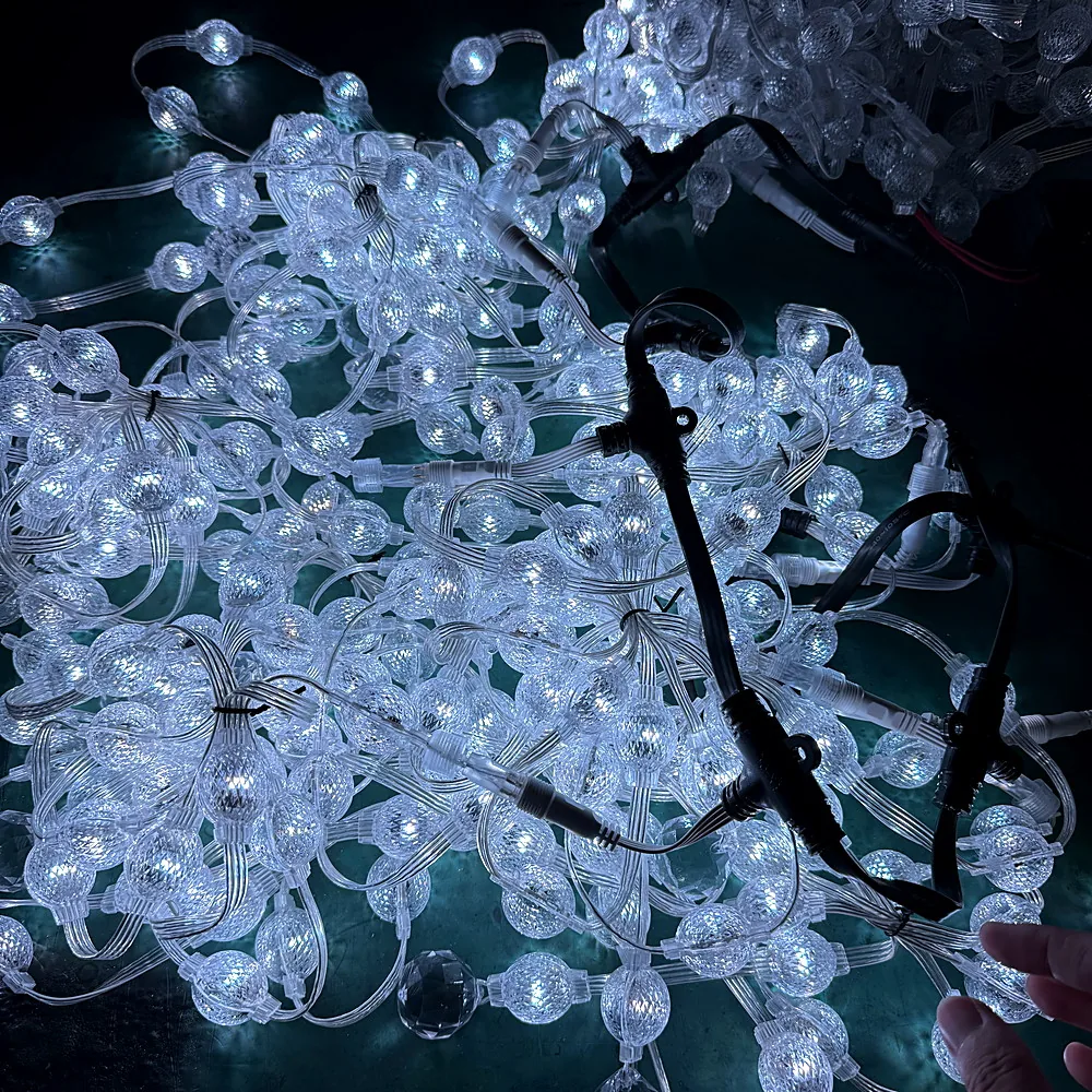 Cluster RGB LED Point Light — view 1